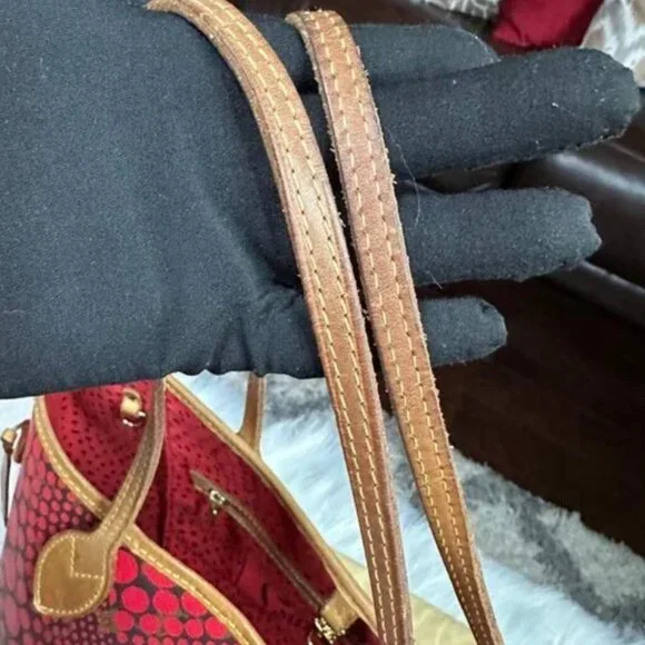 Yayoi Kusama x Louis Vuitton Red Waves Monogram Neverfull MM Tote with COA - Picture 9 of 16